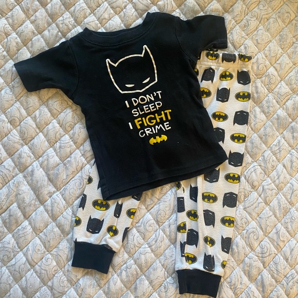 Batman PJs - Picture 1 of 4